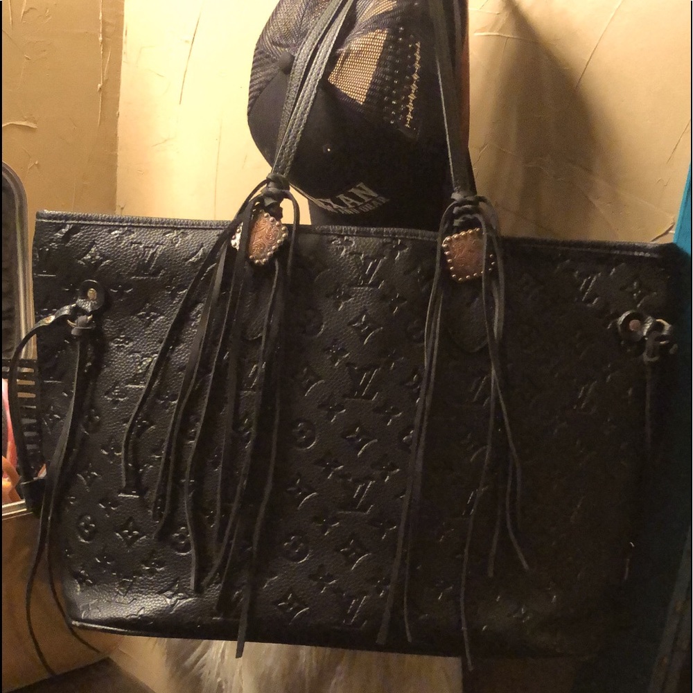 Fringe leather bag